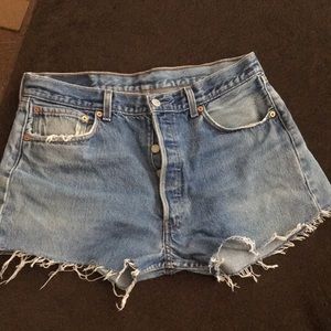 Women’s 501 Cutoff Shorts Size 36W